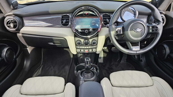 Used MINI Hatch 2022 for sale - 76242461: Photo 4
