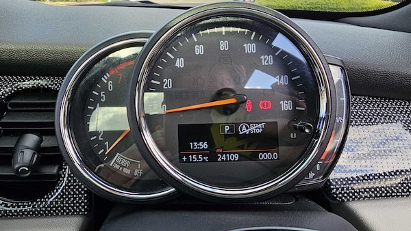 Used MINI Hatch 2022 for sale - 76242461: Photo 8