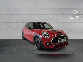 Used MINI Hatch 2019 for sale - 79065452: Photo