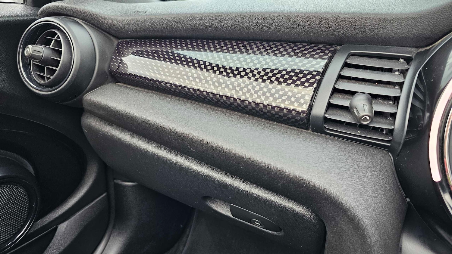 Used MINI Convertible 2017 for sale - 77051480: Photo 22