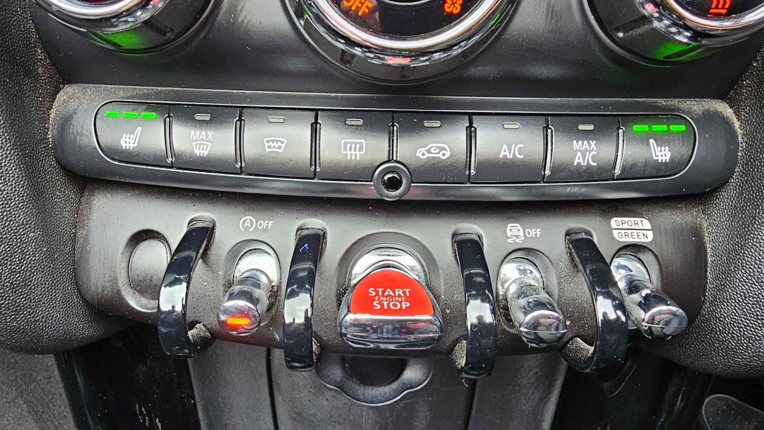 Used MINI Convertible 2017 for sale - 77051480: Photo 25