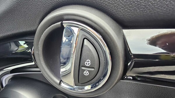 Used MINI Hatch 2022 for sale - 76170128: Photo 32