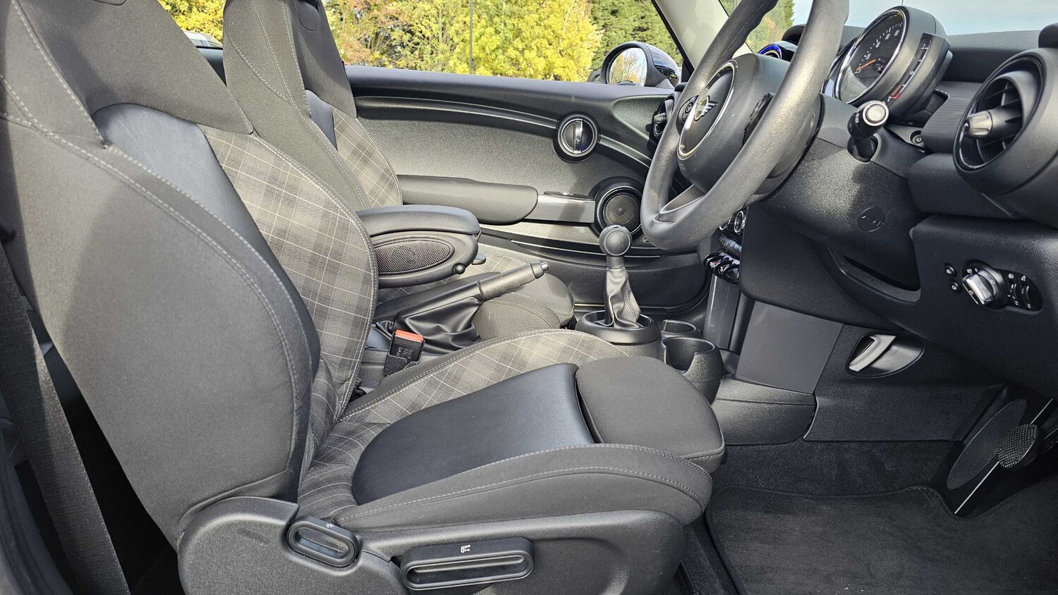 Used MINI Hatch 2018 for sale - 76488052: Photo 11