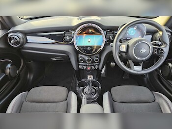 Used MINI Hatch 2023 for sale - 77333948: Photo