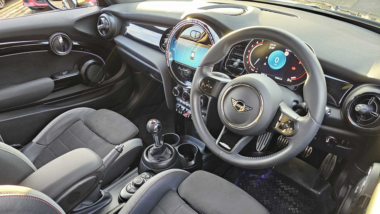 Used MINI Hatch 2023 for sale - 77333948: Photo 6