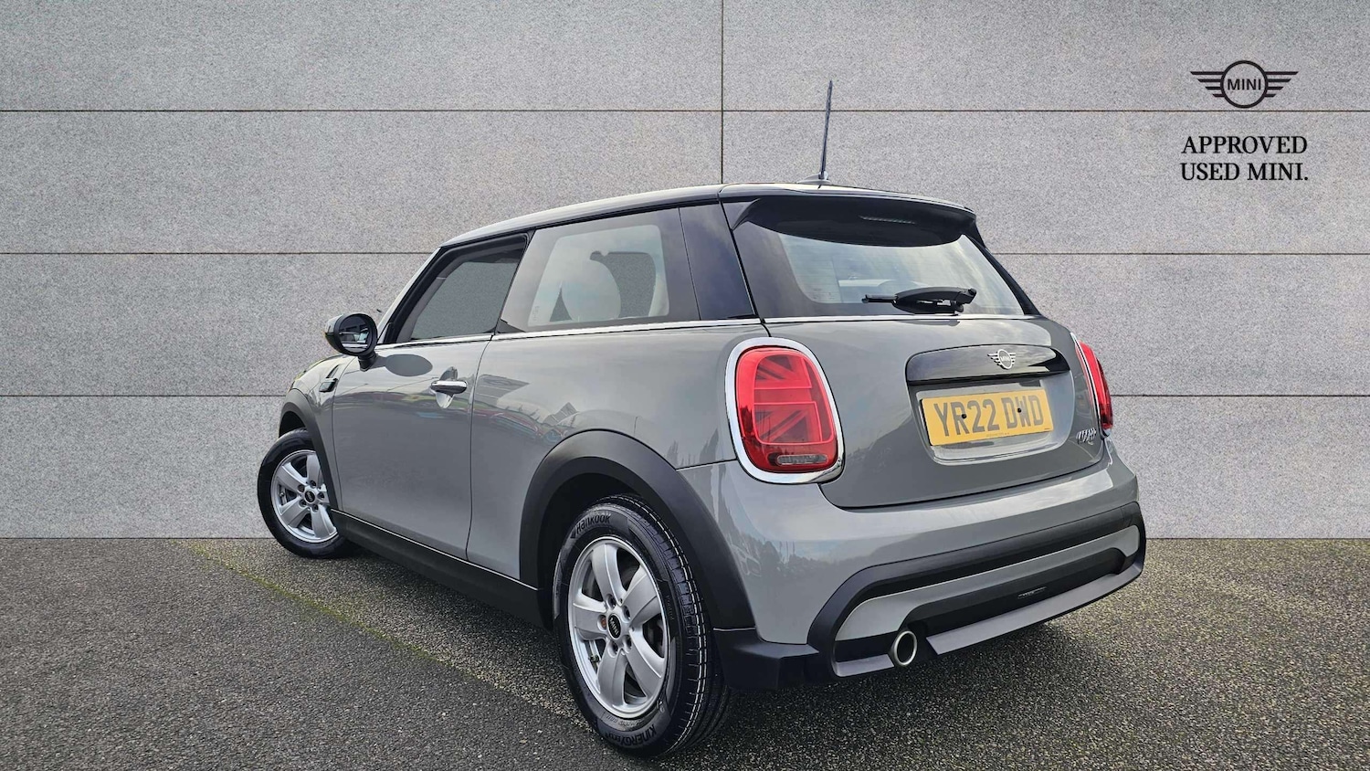 Used MINI Hatch 2022 for sale - 76501843: Photo 2