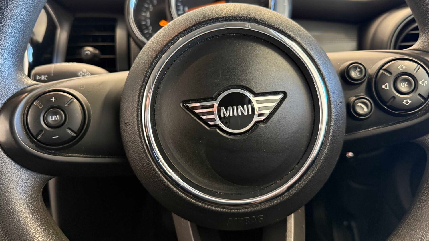 Used MINI Hatch 2019 for sale - 78118759: Photo 18