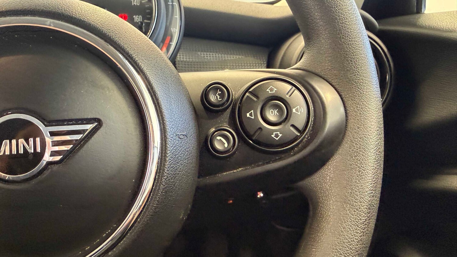 Used MINI Hatch 2019 for sale - 78118759: Photo 19