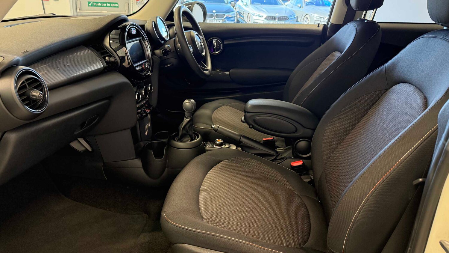 Used MINI Hatch 2019 for sale - 78118759: Photo 24