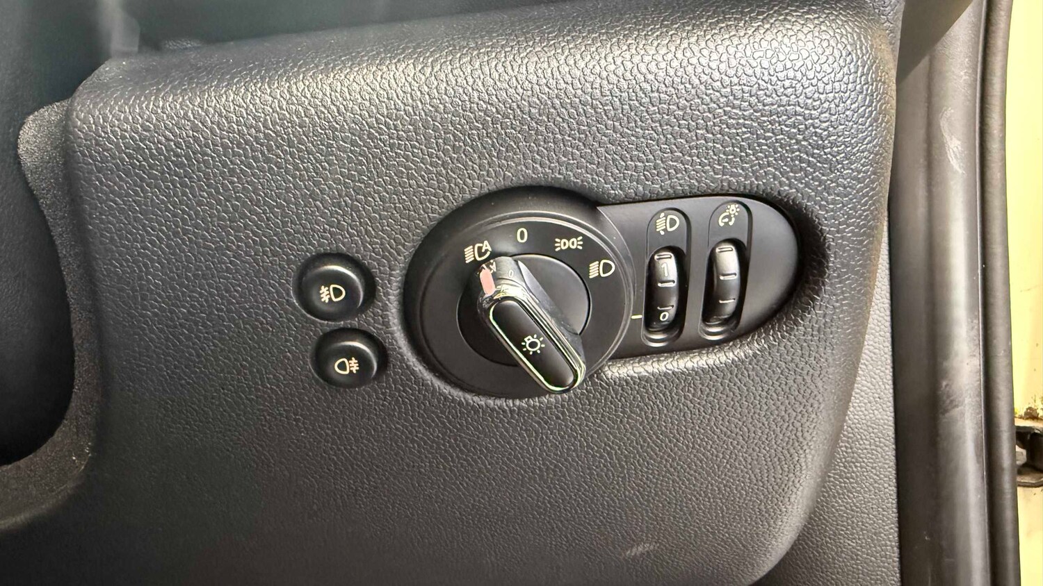 Used MINI Hatch 2019 for sale - 78118759: Photo 29