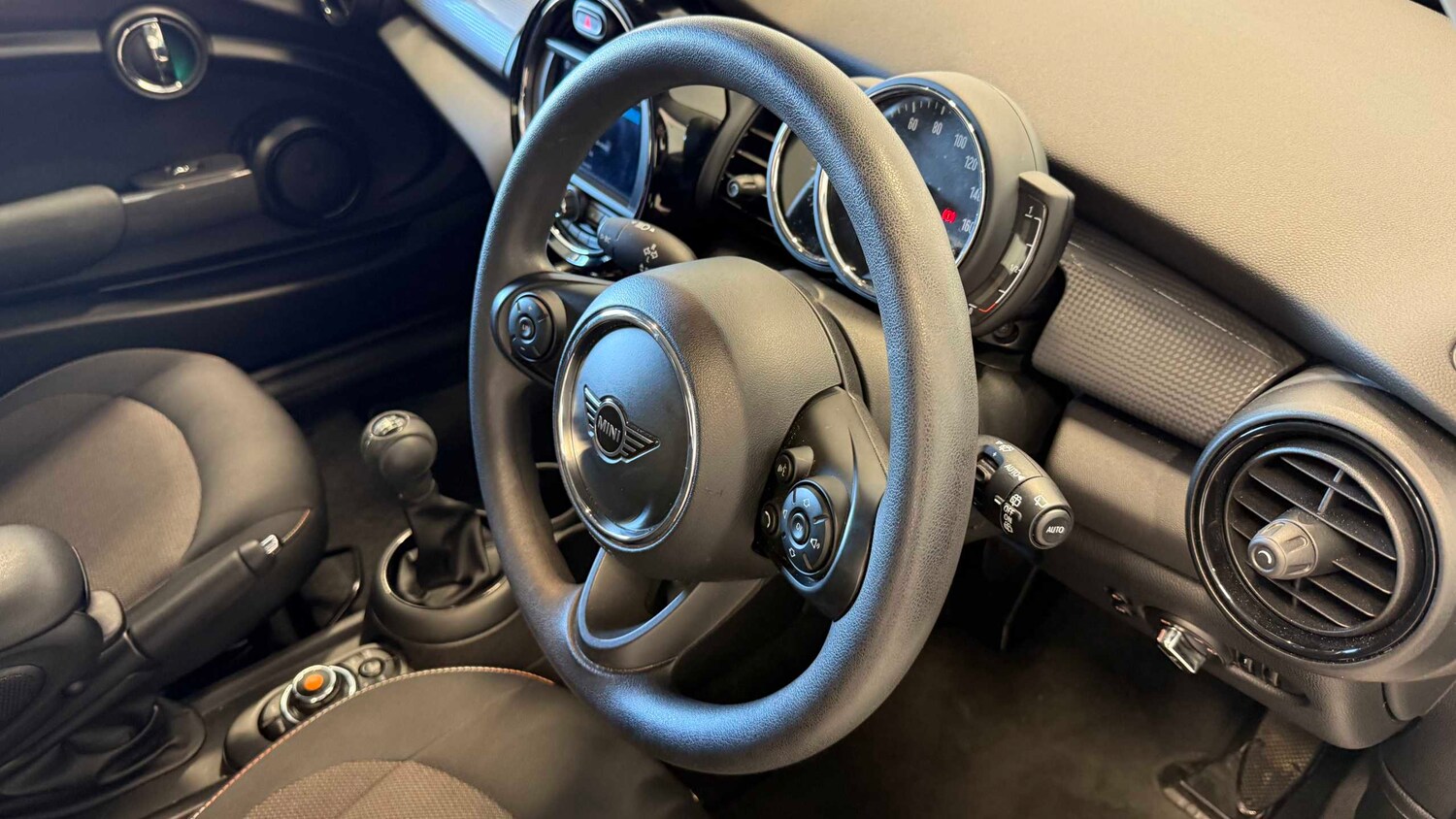 Used MINI Hatch 2019 for sale - 78118759: Photo 7