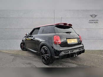 Used MINI Hatch 2022 for sale - 76460148: Photo