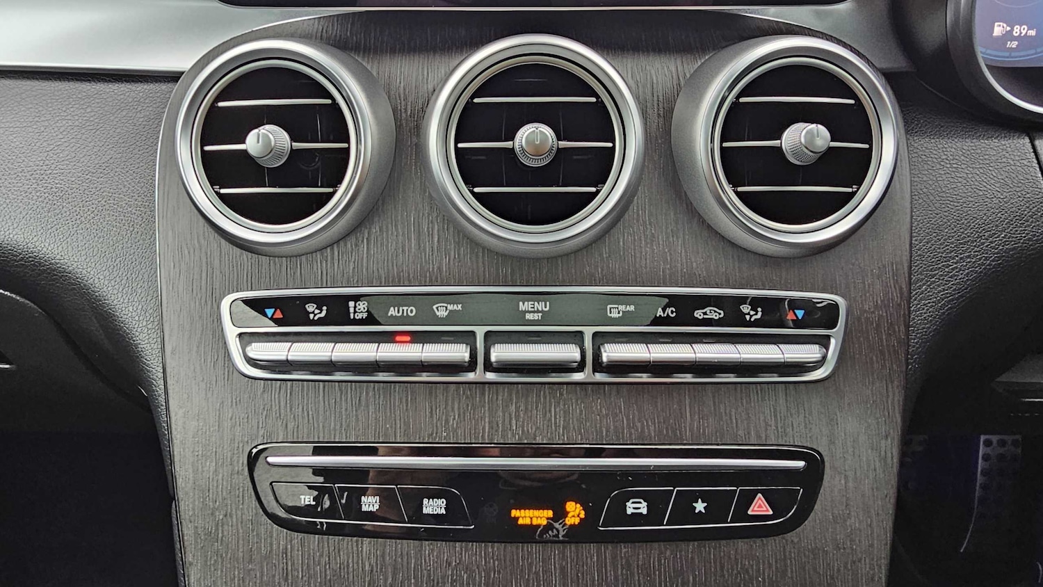 Used Mercedes-Benz GLC 2021 for sale - 76141534: Photo 35