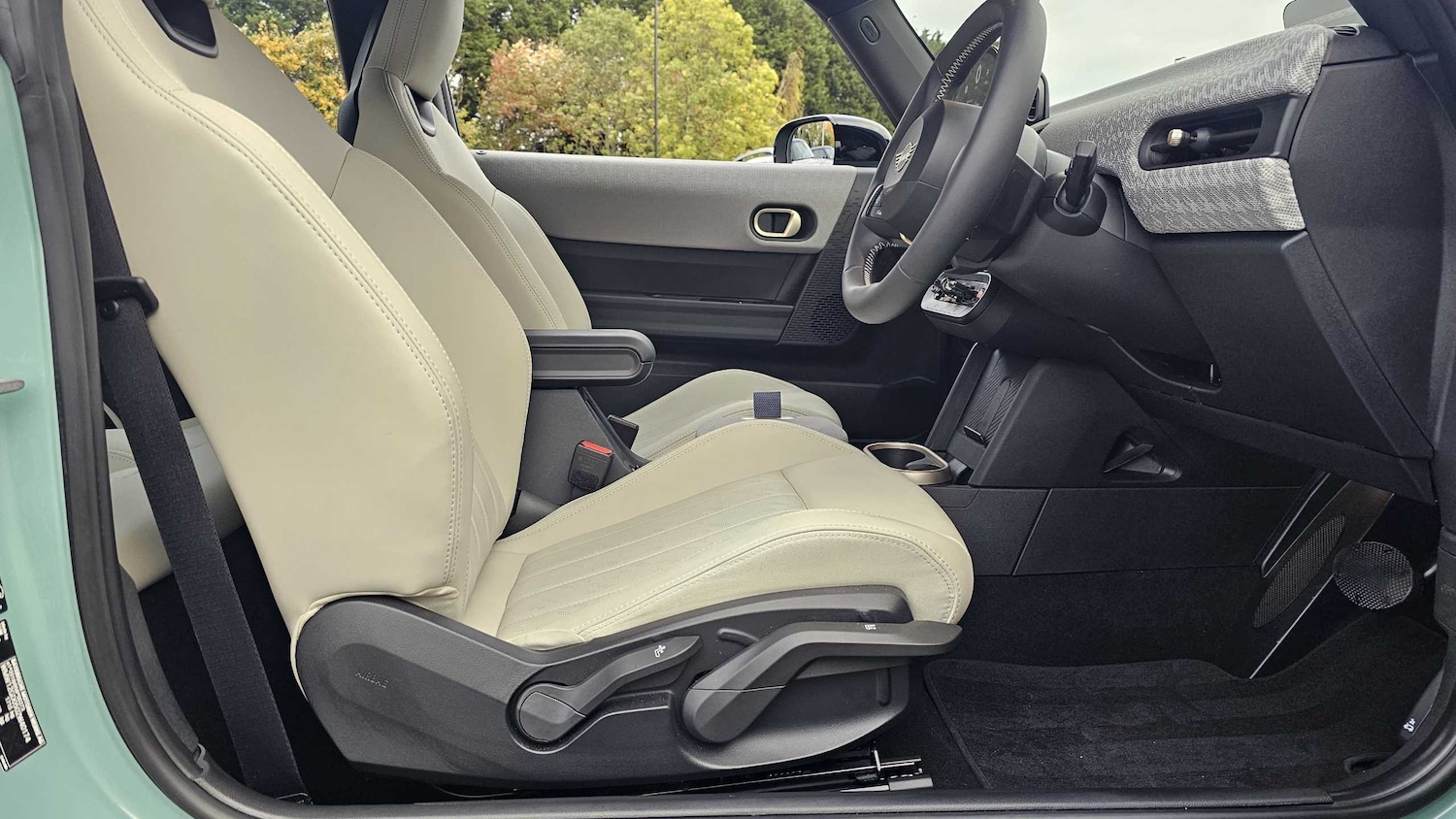 Used MINI Cooper 2024 for sale - 76475978: Photo 11