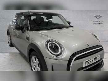 Used MINI Hatch 2023 for sale - 77995988: Photo