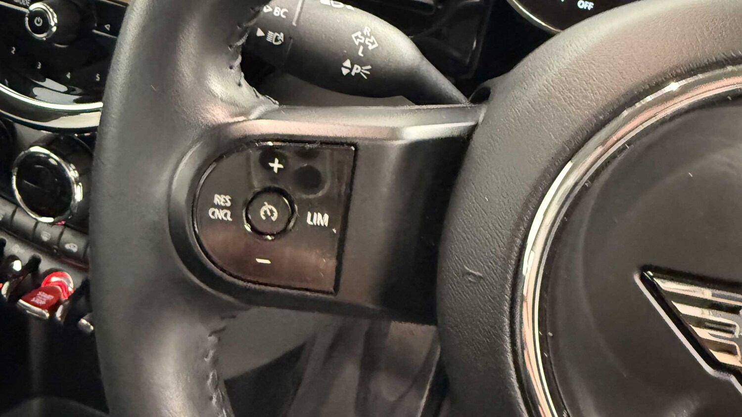 Used MINI Hatch 2023 for sale - 77995988: Photo 22