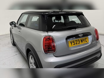Used MINI Hatch 2023 for sale - 77995988: Photo