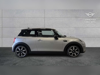 Used MINI Hatch 2023 for sale - 79065375: Photo