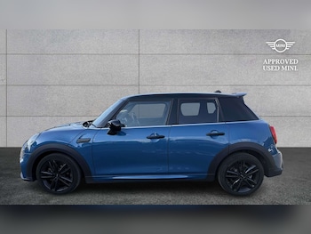 Used MINI Hatch 2023 for sale - 79499705: Photo