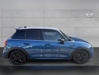 Used MINI Hatch 2023 for sale - 79499705: Photo