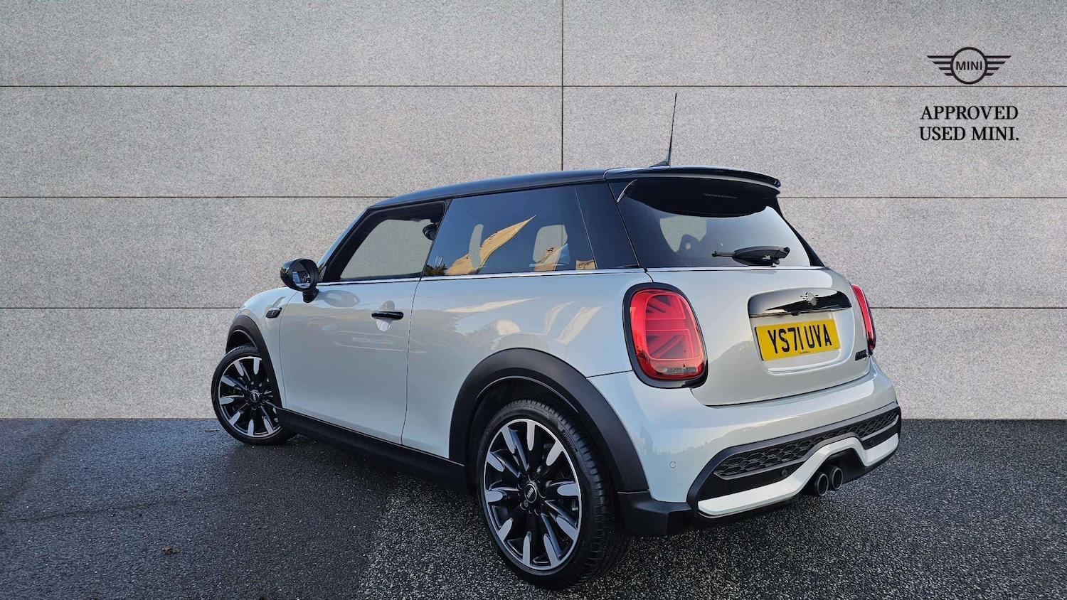 Used MINI Hatch 2021 for sale - 77123418: Photo 2