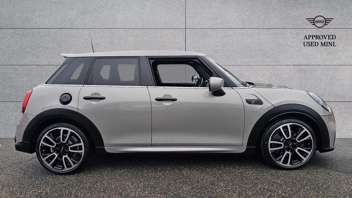 Used MINI Hatch 2021 for sale - 76515661: Photo 3