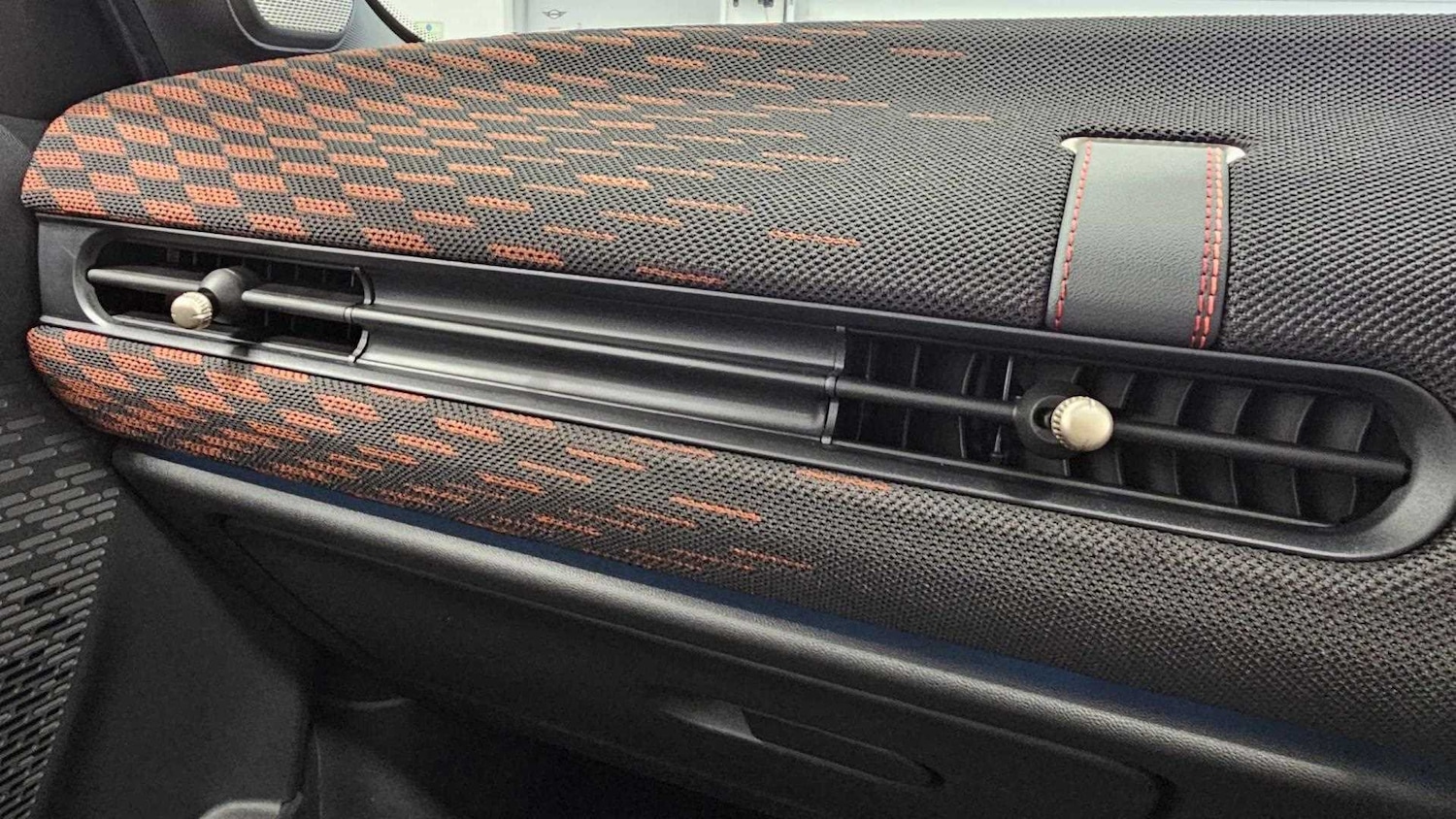 Used MINI Cooper 2025 for sale - 77147333: Photo 22