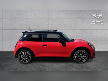 Used MINI Cooper 2024 for sale - 79486581: Photo