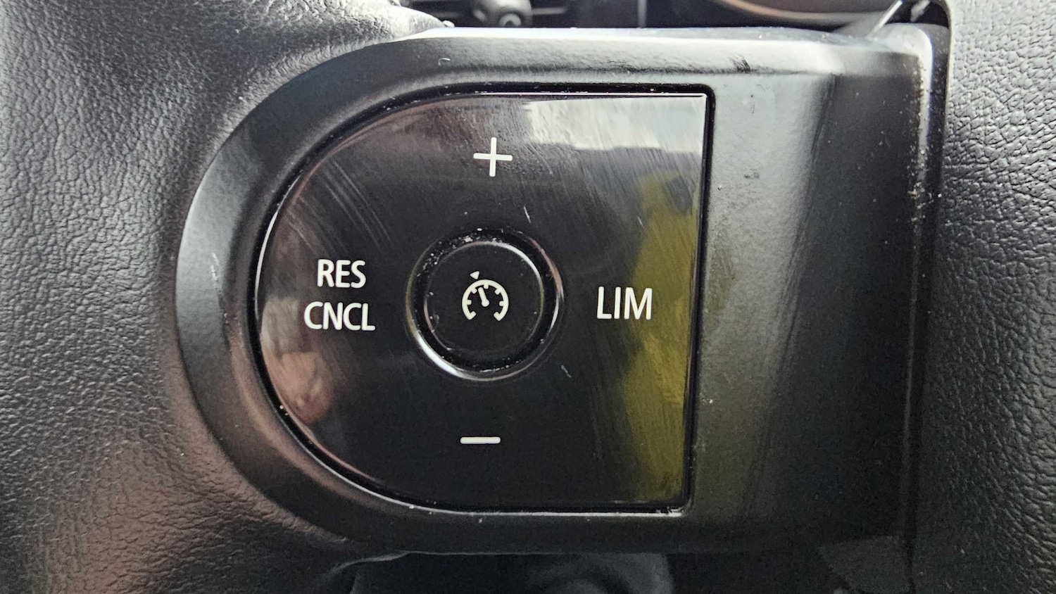 Used MINI Hatch 2024 for sale - 76540706: Photo 27