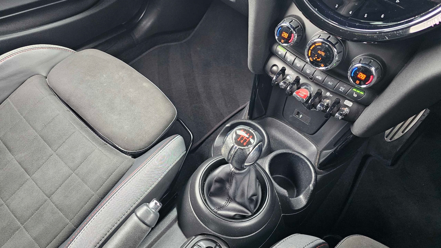 Used MINI Hatch 2022 for sale - 76967763: Photo 10