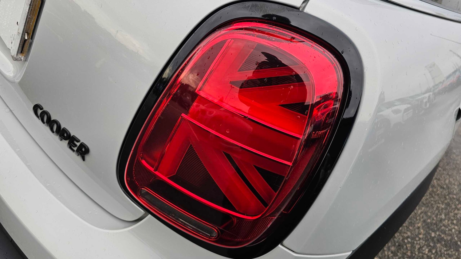 Used MINI Hatch 2022 for sale - 76967763: Photo 32