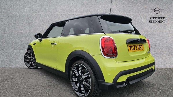 Used MINI Hatch 2022 for sale - 75510674: Photo 2