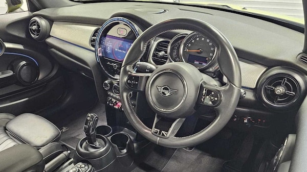 Used MINI Hatch 2022 for sale - 75510674: Photo 6