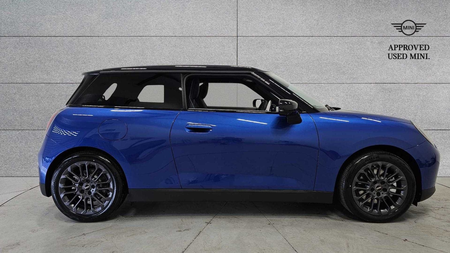 Used MINI Cooper 2025 for sale - 77429003: Photo 3