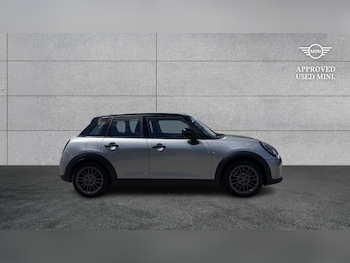 Used MINI Cooper 2025 for sale - 78960800: Photo