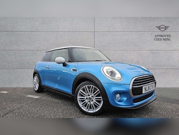 Used MINI Hatch 2018 for sale - 76373711: Photo