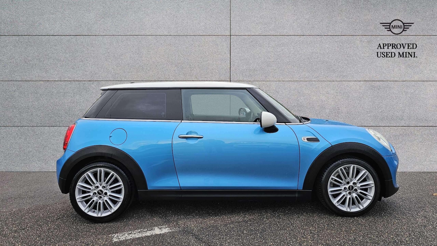 Used MINI Hatch 2018 for sale - 76373711: Photo 3
