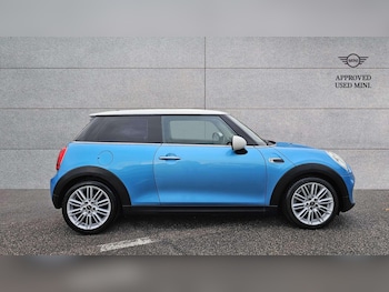 Used MINI Hatch 2018 for sale - 76373711: Photo