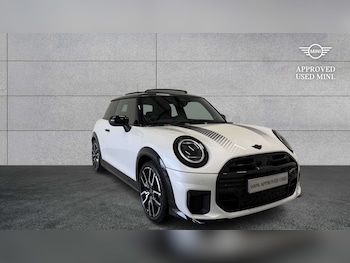 Used MINI Cooper 2024 for sale - 79251227: Photo