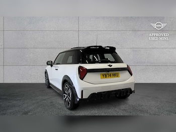 Used MINI Cooper 2024 for sale - 79251227: Photo