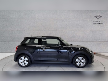 Used MINI Hatch 2023 for sale - 77756491: Photo