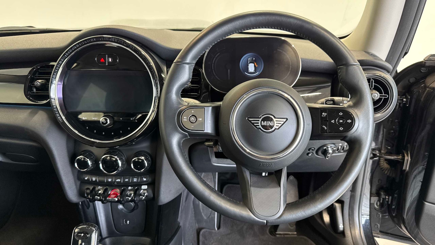 Used MINI Hatch 2023 for sale - 77756491: Photo 5