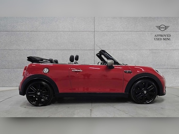 Used MINI Convertible 2021 for sale - 75405426: Photo