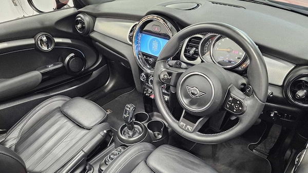 Used MINI Convertible 2021 for sale - 75405426: Photo 6