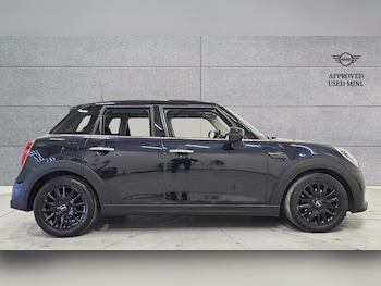 Used MINI Hatch 2023 for sale - 76125662: Photo