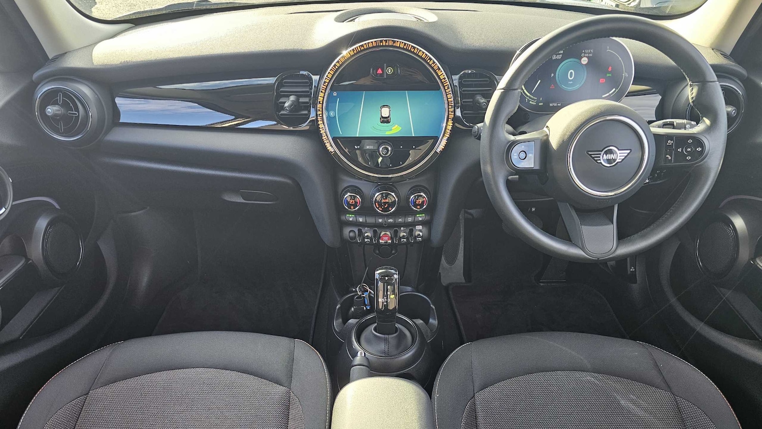 Used MINI Hatch 2023 for sale - 76125662: Photo 4