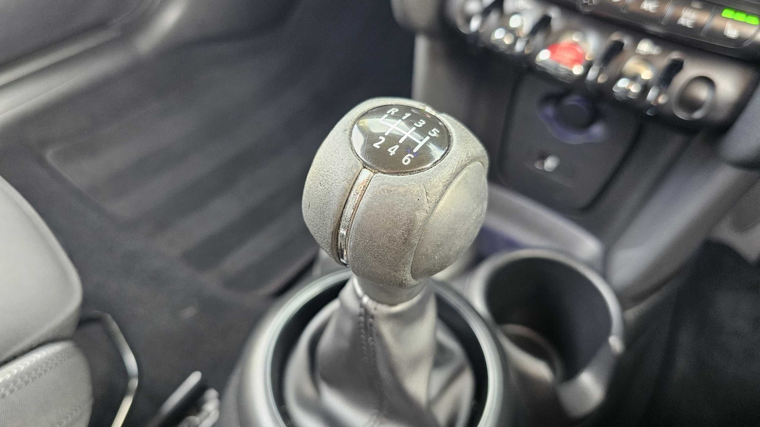 Used MINI Hatch 2018 for sale - 77051464: Photo 24