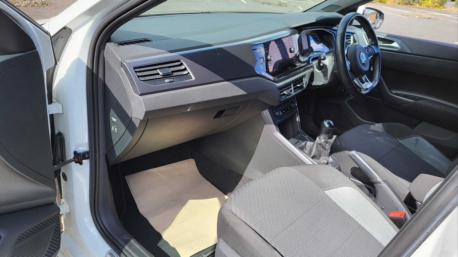 Used Volkswagen Polo 2020 for sale - 76401413: Photo 17