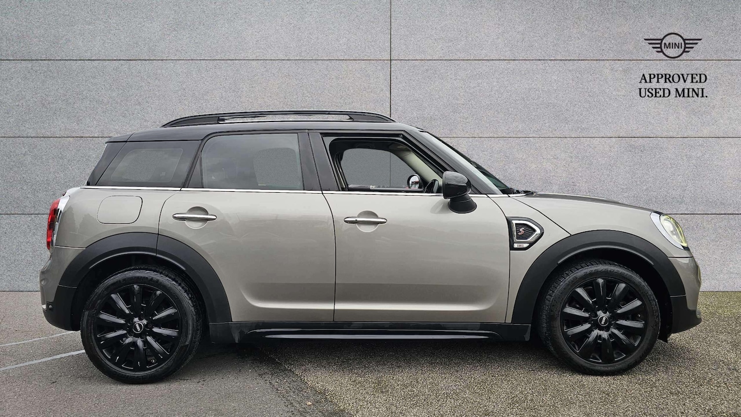 Used MINI Countryman 2018 for sale - 76460396: Photo 3