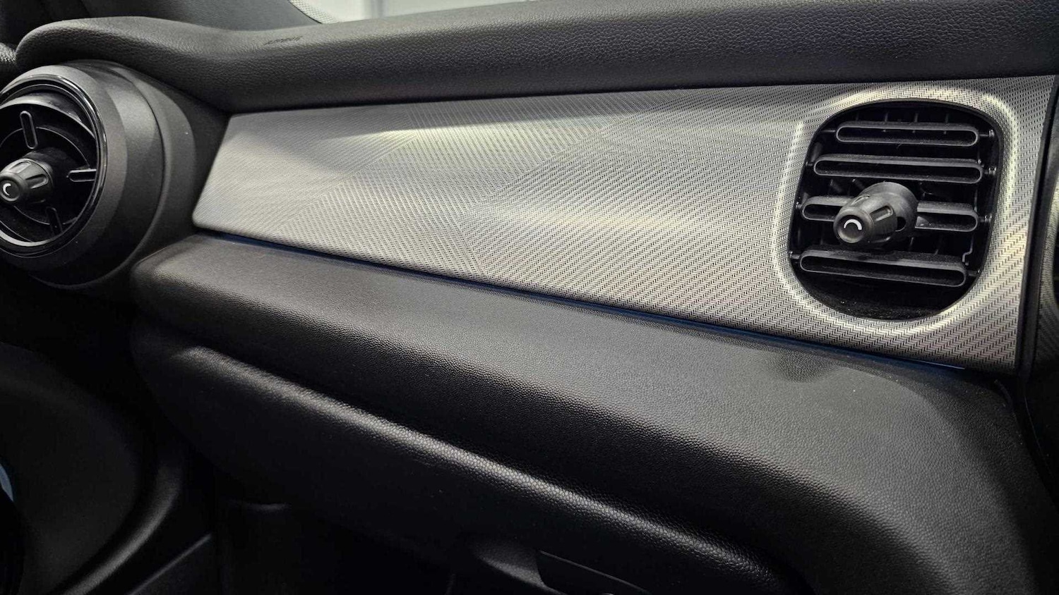 Used MINI Convertible 2021 for sale - 77972823: Photo 22